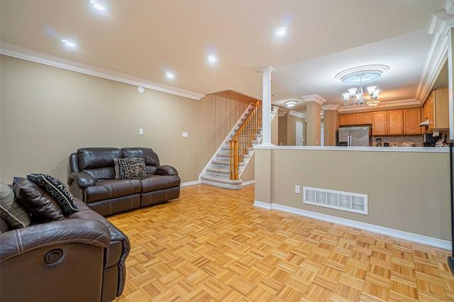 80 Kalahari Rd, House attached with 3 bedrooms, 2 bathrooms and 3 parking in Brampton ON | Image 5