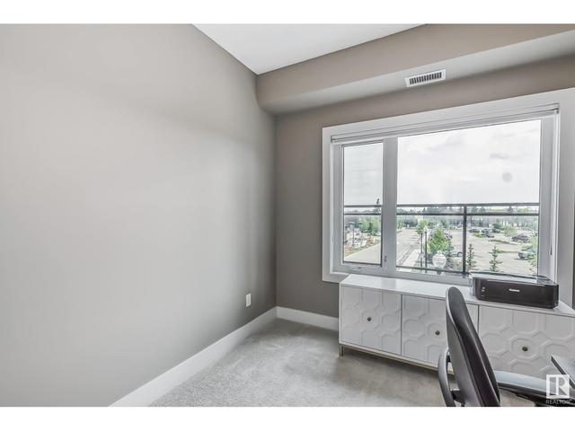 327 - 524 Griesbach Pr Nw, Condo with 2 bedrooms, 2 bathrooms and 1 parking in Edmonton AB | Image 35