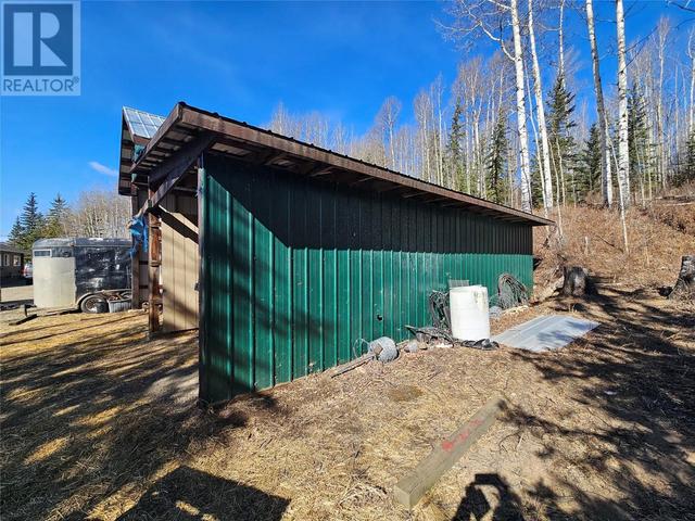 5961 Hillview Sub, House detached with 4 bedrooms, 2 bathrooms and 4 parking in Columbia Shuswap C BC | Image 33
