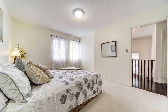 28 Pughe St, House detached with 3 bedrooms, 3 bathrooms and 2 parking in Ajax ON | Image 17