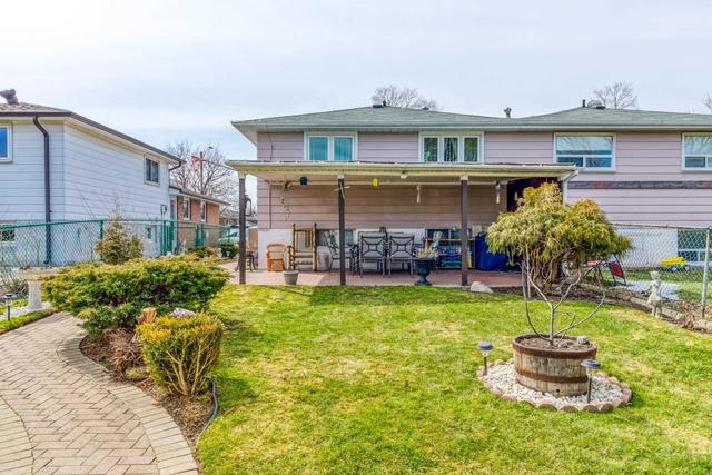 2205 Stir Cres, House semidetached with 3 bedrooms, 2 bathrooms and 2 parking in Mississauga ON | Image 33