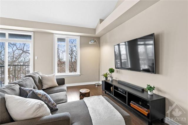 h - 21 Tadley Private, Condo with 2 bedrooms, 2 bathrooms and 1 parking in Ottawa ON | Image 5