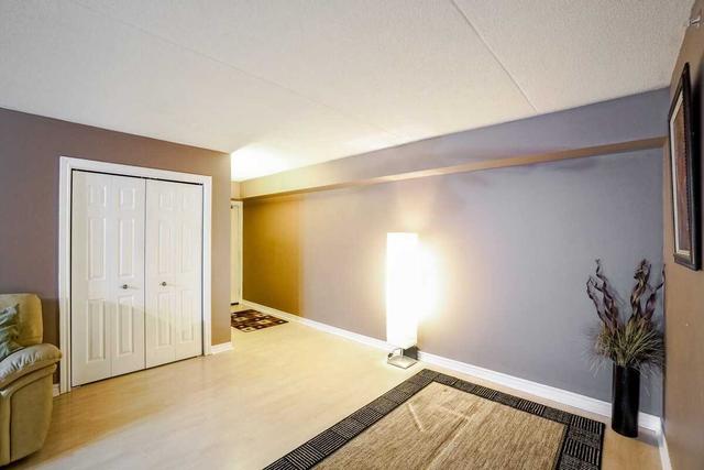 111 - 4003 Kilmer Dr, Condo with 2 bedrooms, 2 bathrooms and 1 parking in Burlington ON | Image 22