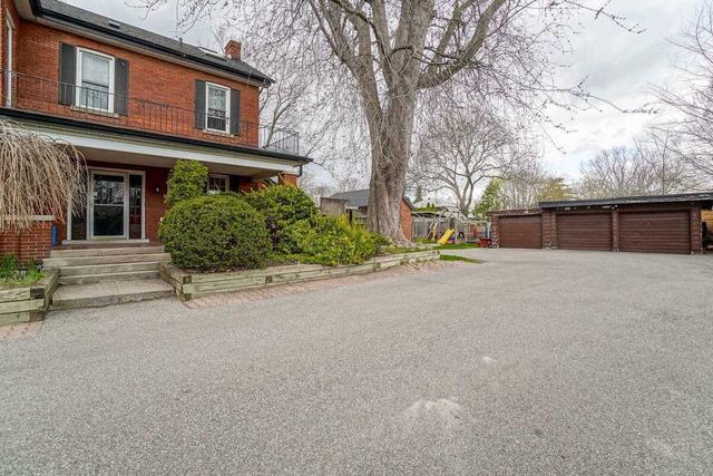 1455 Dixie Rd, House detached with 5 bedrooms, 3 bathrooms and 18 parking in Mississauga ON | Image 32