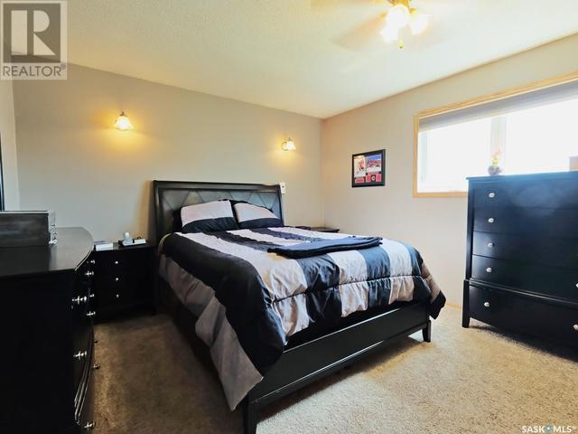 407 3rd Avenue E, House detached with 4 bedrooms, 2 bathrooms and null parking in Rosetown SK | Image 26
