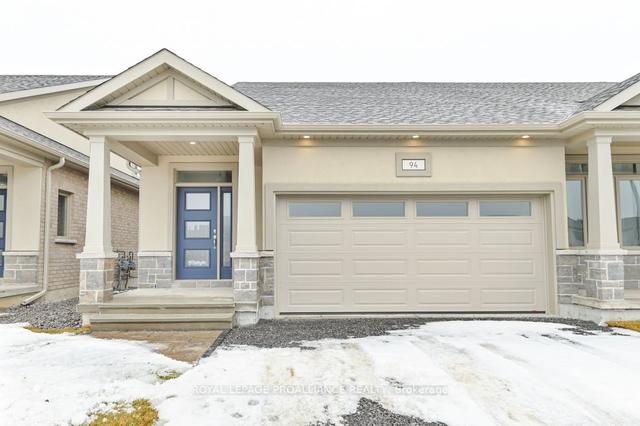 94 Athabaska Dr, House attached with 2 bedrooms, 3 bathrooms and 4 parking in Belleville ON | Image 12