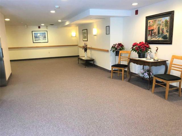 207 - 8 Huron St, Condo with 1 bedrooms, 1 bathrooms and 1 parking in Kawartha Lakes ON | Image 12