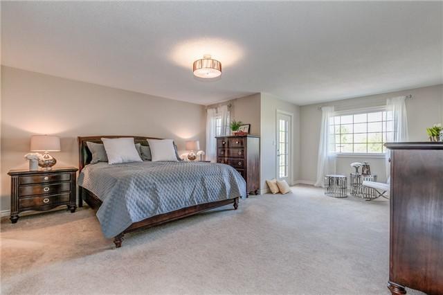 2238 Pindar Cres, House detached with 4 bedrooms, 4 bathrooms and 2 parking in Oshawa ON | Image 10