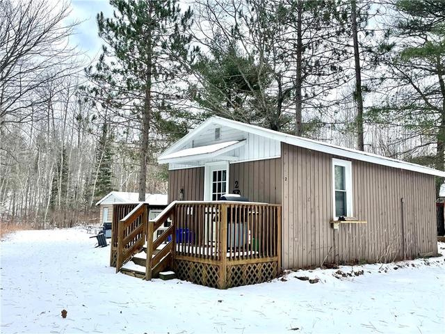 40621 Combermere Road, House detached with 1 bedrooms, 1 bathrooms and 2 parking in Madawaska Valley ON | Image 3