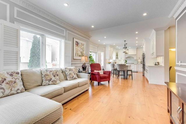 1517 Westbridge Way, House detached with 4 bedrooms, 4 bathrooms and 5 parking in Mississauga ON | Image 6
