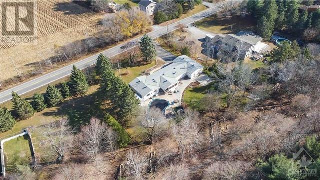 3582 Nixon Drive, House detached with 5 bedrooms, 3 bathrooms and 8 parking in Ottawa ON | Image 13