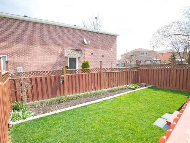 84 Stanwell Dr, House detached with 3 bedrooms, 4 bathrooms and 5 parking in Brampton ON | Image 31