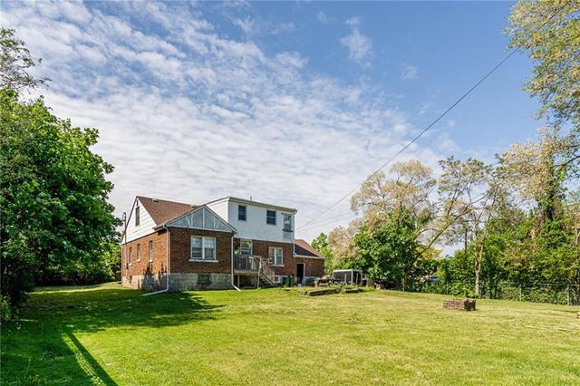 205 #8 Highway, House detached with 4 bedrooms, 2 bathrooms and 10 parking in Hamilton ON | Image 11