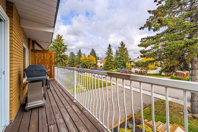 3768 36 Avenue Sw, Home with 4 bedrooms, 2 bathrooms and 2 parking in Calgary AB | Image 11