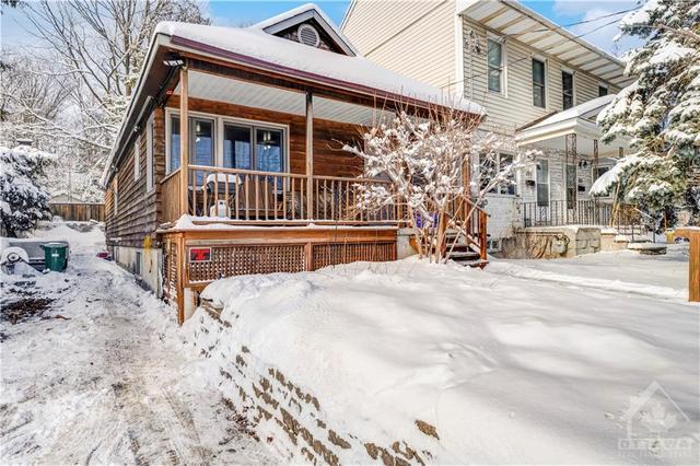 249 Beechwood Avenue, House detached with 2 bedrooms, 1 bathrooms and 3 parking in Ottawa ON | Image 6