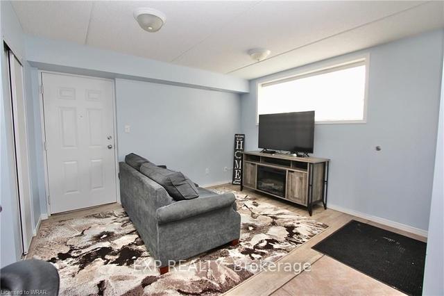 17 - 950 Highland Rd W, Condo with 3 bedrooms, 1 bathrooms and 1 parking in Kitchener ON | Image 8