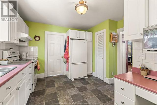 66 York St, House detached with 3 bedrooms, 1 bathrooms and null parking in Moncton NB | Image 22