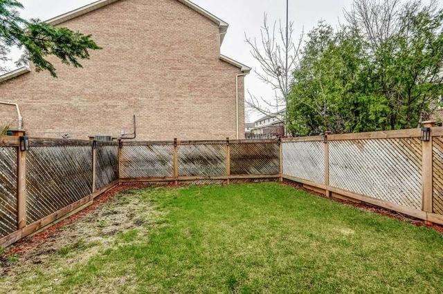 13 Rusthall Way, House attached with 3 bedrooms, 2 bathrooms and 3 parking in Brampton ON | Image 28
