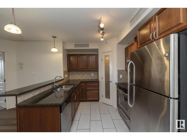 403 - 9707 106 St Nw, Condo with 2 bedrooms, 2 bathrooms and 2 parking in Edmonton AB | Image 13