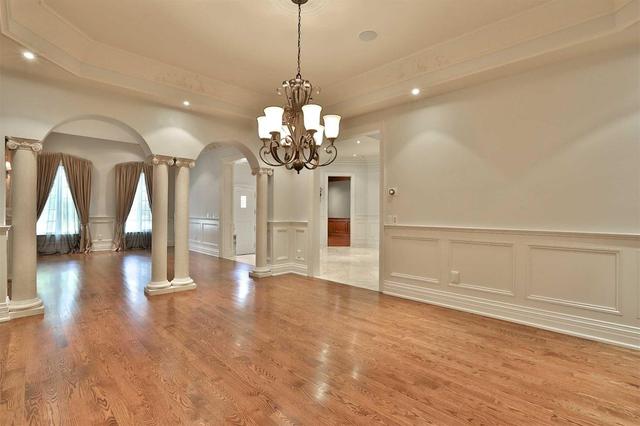 10 Cedarwood Ave, House detached with 5 bedrooms, 8 bathrooms and 4 parking in Toronto ON | Image 5