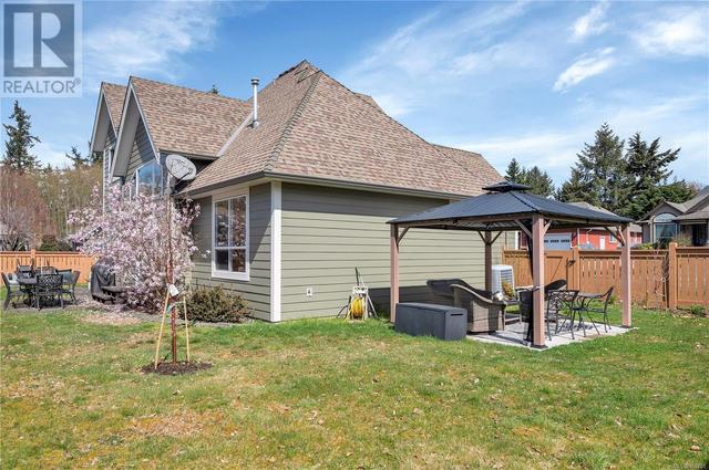 562 Edgewood Dr, House detached with 3 bedrooms, 3 bathrooms and 5 parking in Campbell River BC | Image 41
