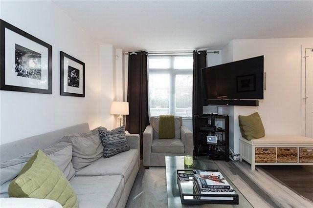 th5 - 100 Redpath Ave, Townhouse with 2 bedrooms, 2 bathrooms and 1 parking in Toronto ON | Image 2