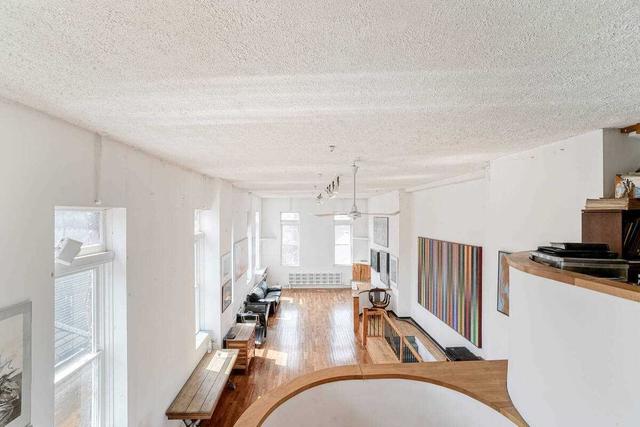 207 Cowan Ave, House detached with 9 bedrooms, 14 bathrooms and 0 parking in Toronto ON | Image 8