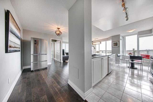 707 - 503 Beecroft Rd, Condo with 3 bedrooms, 2 bathrooms and 1 parking in Toronto ON | Image 9