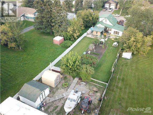 903 6th Avenue, House detached with 3 bedrooms, 1 bathrooms and 4 parking in Beaverlodge AB | Image 19