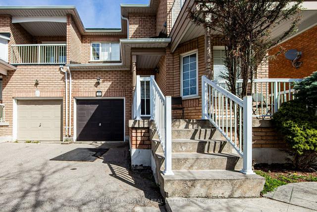 22 Windward Cres, House semidetached with 3 bedrooms, 4 bathrooms and 4 parking in Vaughan ON | Image 12