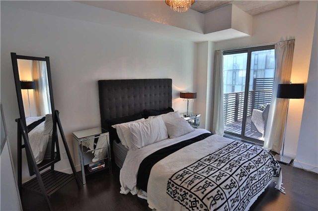 1001 - 55 Stewart St, Condo with 2 bedrooms, 3 bathrooms and 2 parking in Toronto ON | Image 13