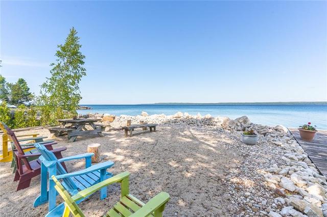 385 Balmy Beach Road, House detached with 4 bedrooms, 3 bathrooms and 10 parking in Georgian Bluffs ON | Image 12