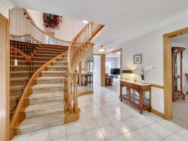 46 Brandy Cres, House detached with 4 bedrooms, 4 bathrooms and 5 parking in Vaughan ON | Image 40
