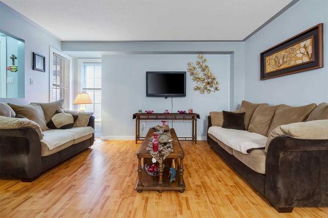 167 Howard Cres, House attached with 3 bedrooms, 2 bathrooms and 2 parking in Orangeville ON | Image 14