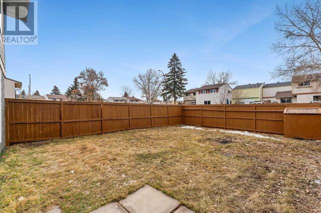 4312 5 Avenue Se, House attached with 3 bedrooms, 1 bathrooms and 2 parking in Calgary AB | Image 26