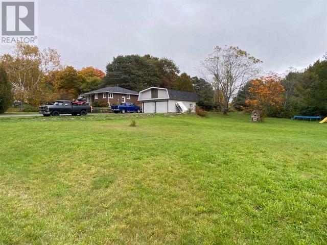 196 & 202 Old Goulais Bay Rd, House detached with 4 bedrooms, 2 bathrooms and null parking in Sault Ste. Marie ON | Image 6
