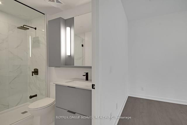 801 - 5 Defries St, Condo with 3 bedrooms, 2 bathrooms and 0 parking in Toronto ON | Image 11