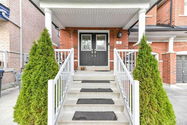 3 Peachill Crt, House semidetached with 4 bedrooms, 3 bathrooms and 3 parking in Brampton ON | Image 12