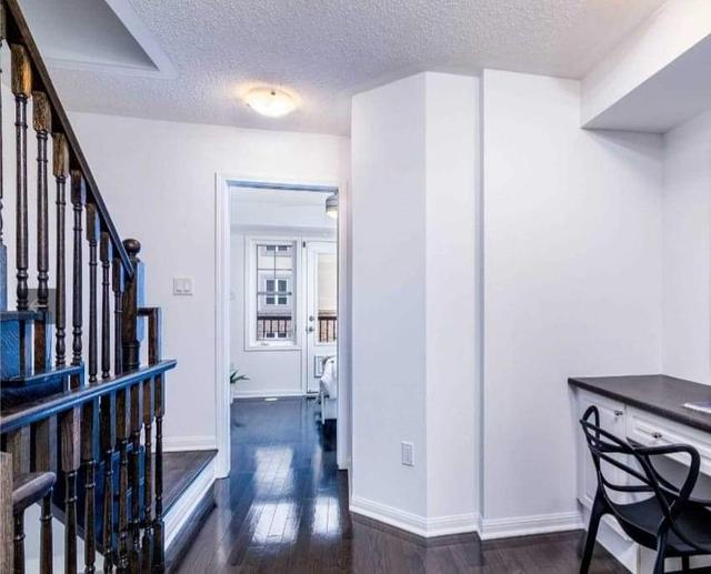 4 - 20 Mendelssohn St, Townhouse with 2 bedrooms, 2 bathrooms and 1 parking in Toronto ON | Image 9