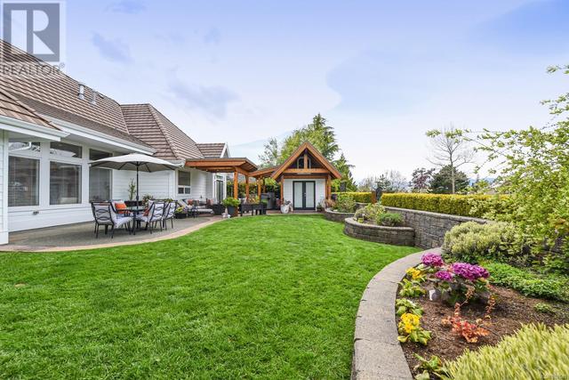 3254 Majestic Dr, House detached with 4 bedrooms, 3 bathrooms and 6 parking in Courtenay BC | Image 51