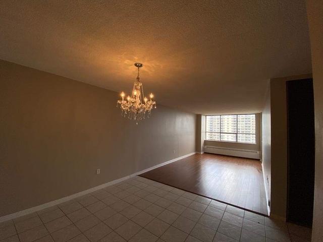 1506 - 340 Dixon Rd, Condo with 2 bedrooms, 1 bathrooms and 1 parking in Toronto ON | Image 1