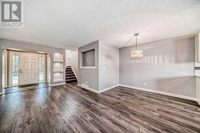 1461 Legacy Circle Se, House semidetached with 3 bedrooms, 2 bathrooms and 2 parking in Calgary AB | Image 9