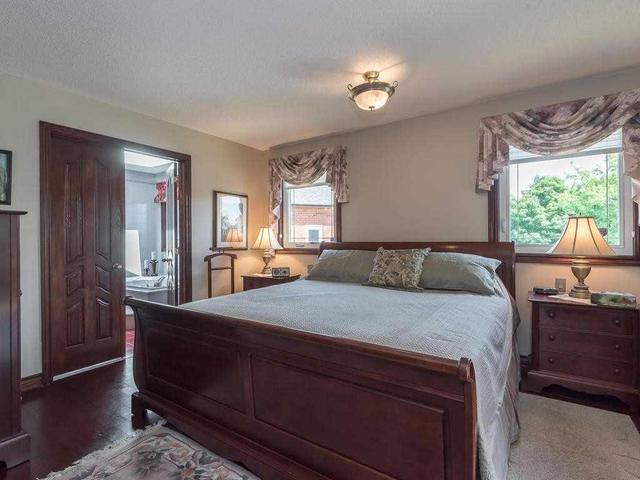 12 Mcarthur Hts, House detached with 4 bedrooms, 5 bathrooms and 4 parking in Brampton ON | Image 8