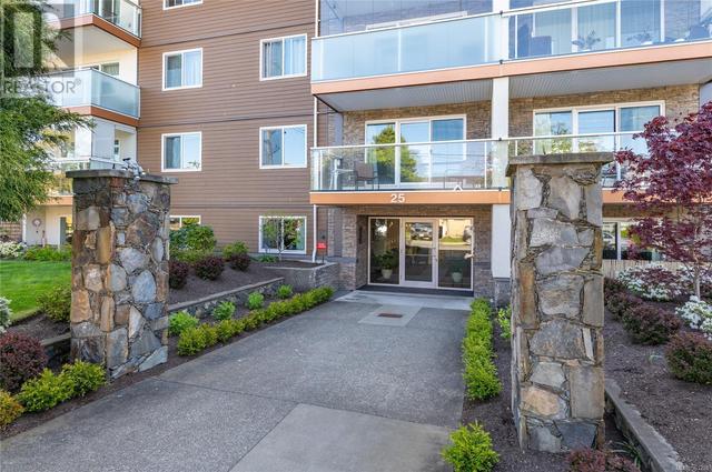 405 - 25 Government St, Condo with 2 bedrooms, 1 bathrooms and 1 parking in Victoria BC | Image 29