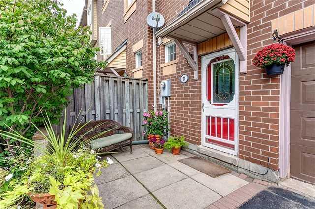 20 - 1735 Walnut Lane, Townhouse with 4 bedrooms, 3 bathrooms and 1 parking in Pickering ON | Image 2