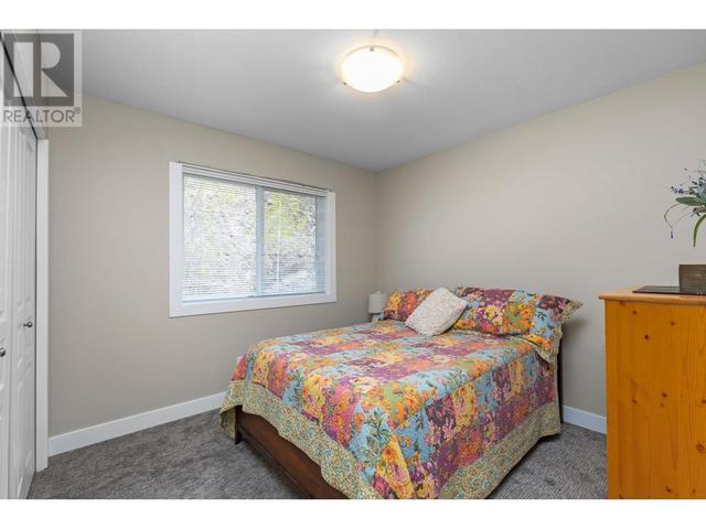 2304 Shannon Heights Place, House detached with 4 bedrooms, 2 bathrooms and 6 parking in West Kelowna BC | Image 20
