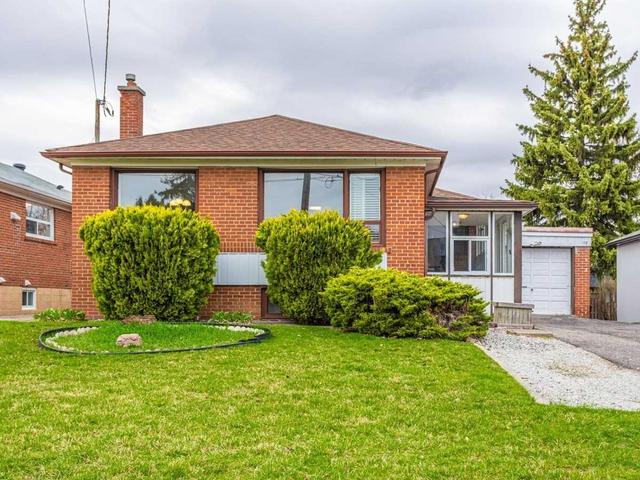 178 Brighton Ave, House detached with 3 bedrooms, 2 bathrooms and 4 parking in Toronto ON | Image 1