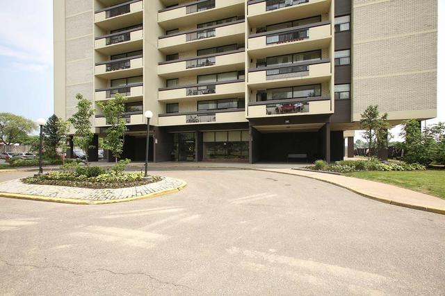 2001 - 1455 Lawrence Ave W, Condo with 1 bedrooms, 1 bathrooms and 1 parking in Toronto ON | Image 1