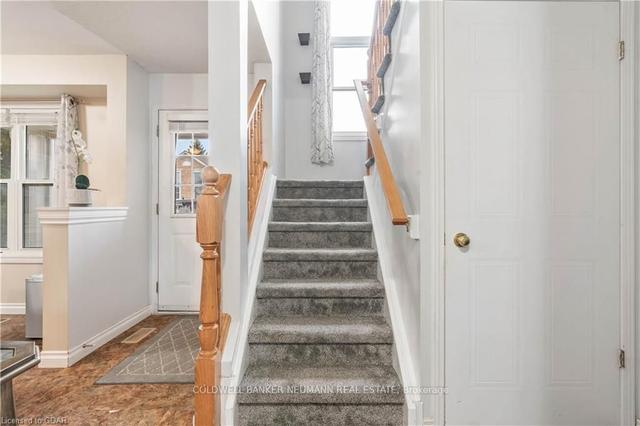 17 - 240 London Rd W, Townhouse with 3 bedrooms, 2 bathrooms and 1 parking in Guelph ON | Image 3