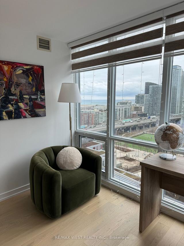 2103 - 15 Fort York Blvd, Condo with 2 bedrooms, 2 bathrooms and 1 parking in Toronto ON | Image 22